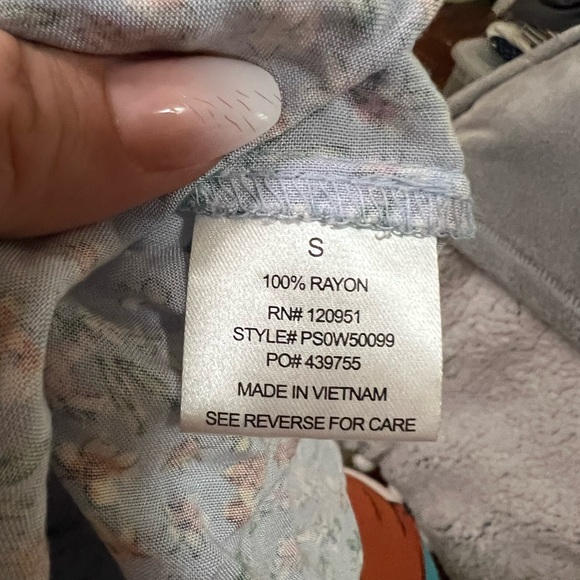 Pink Rose Floral Mini - Picture 4 of 4